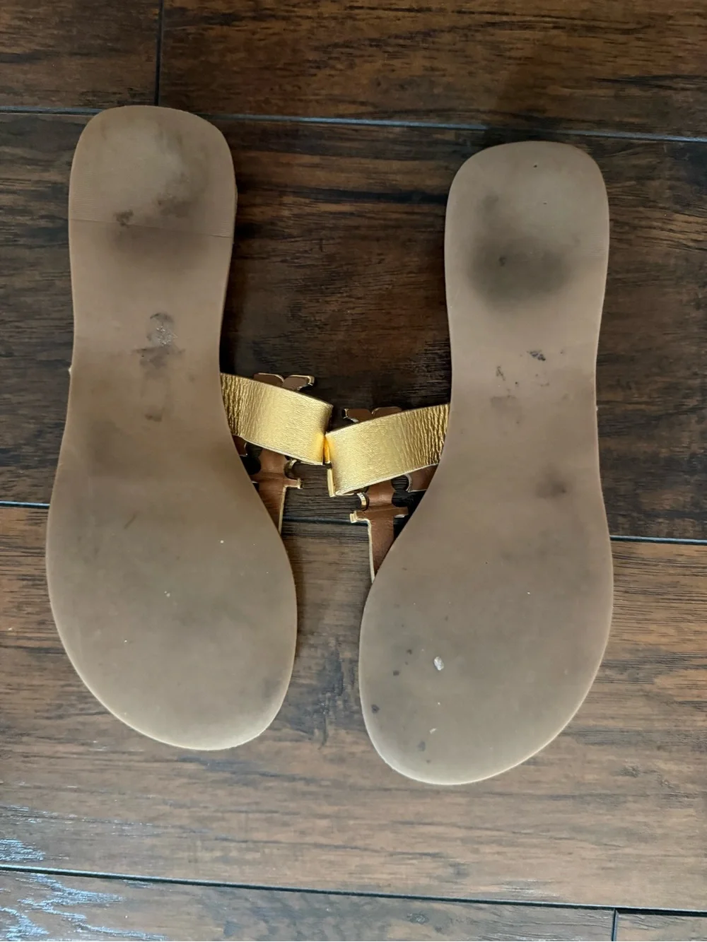 Nordstrom Exclusive! Tory Burch T Logo Gold Leather Thong Sandals Size 7